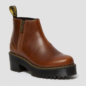 DOC MARTENS ROMETTY WOMEN'S LEATHER CHELSEA BOOTS